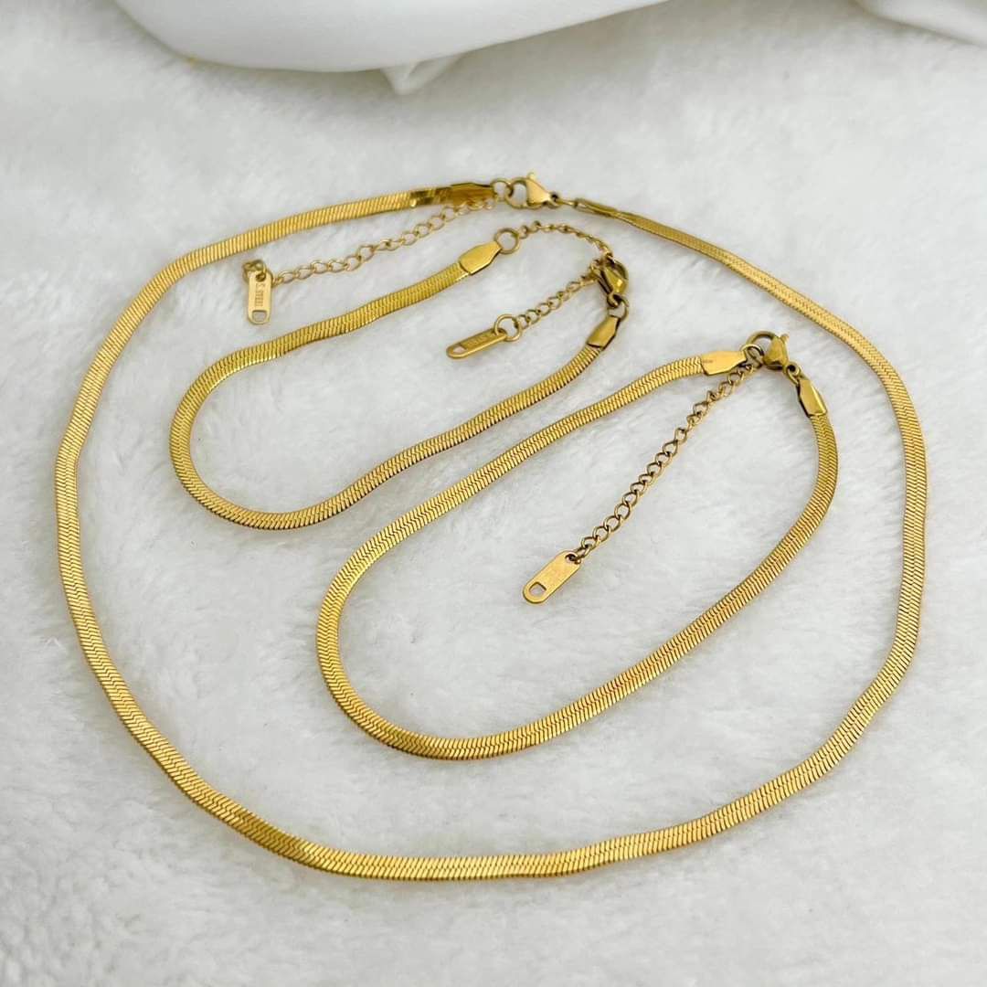 Sleek Serpentine Coil 18K Gold Plated