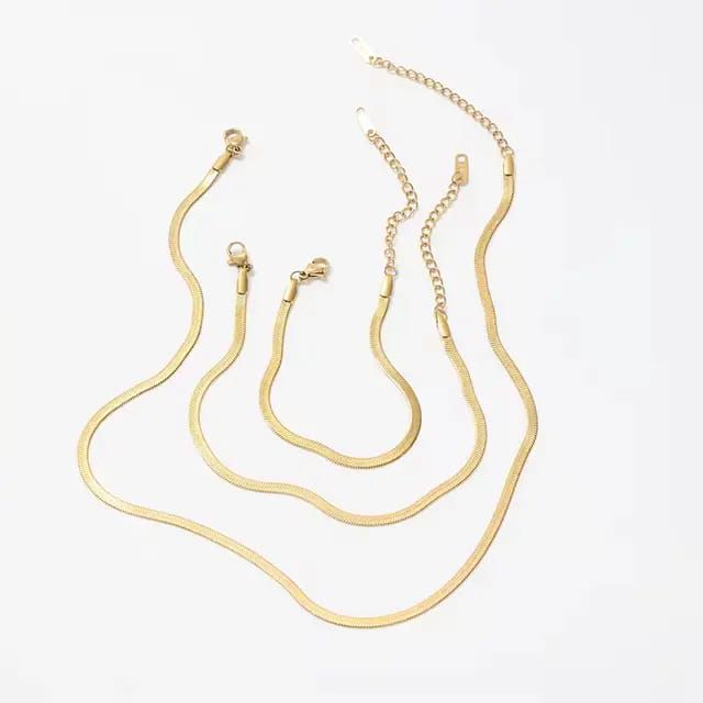 Sleek Serpentine Coil 18K Gold Plated