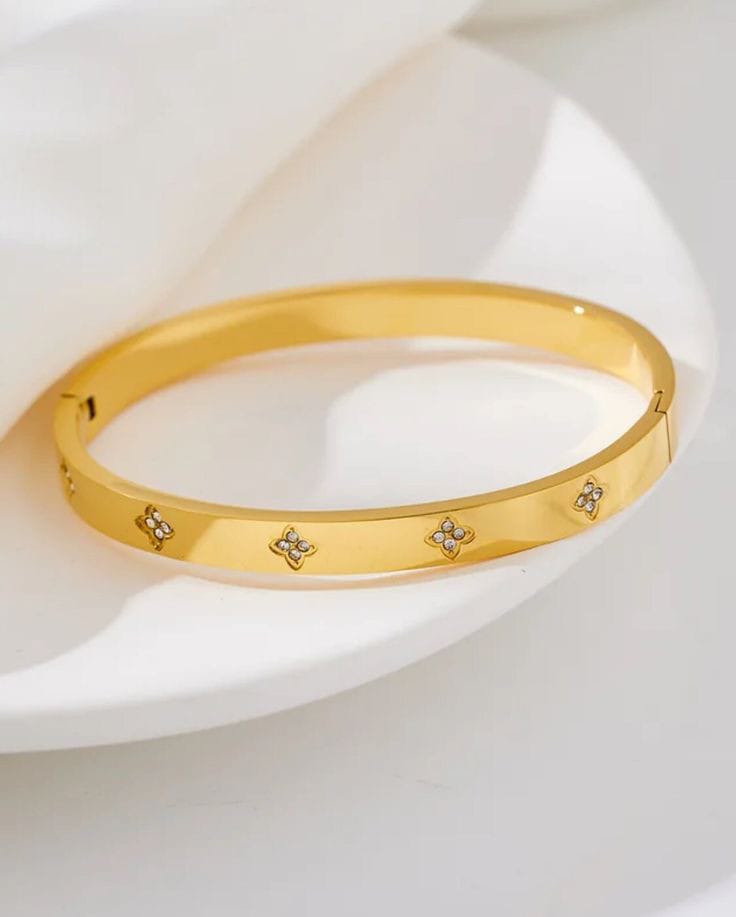 Golden Stardust 18K Cuff